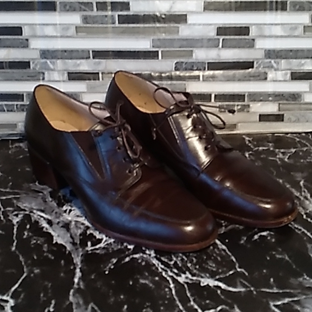 Enzo Angiolini 6.5 heeled lace up dress shoes 👞
